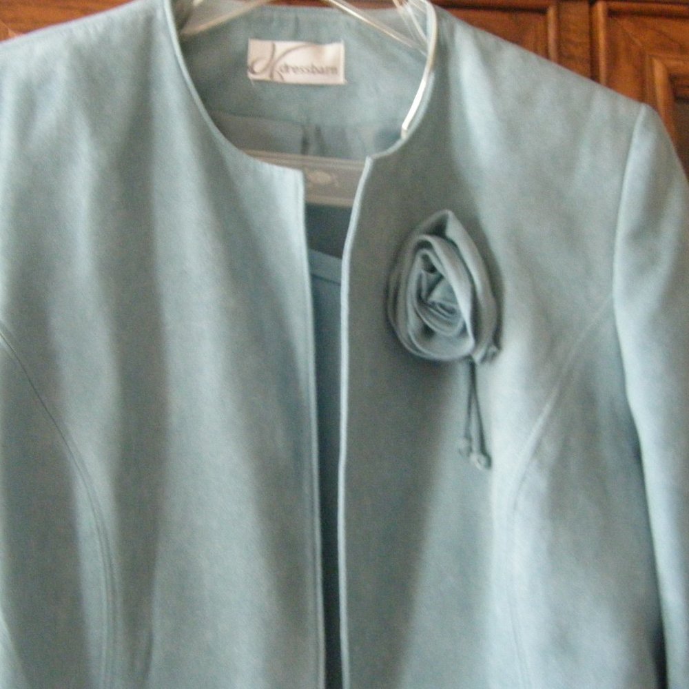 Women Dressbarn Two piece suit